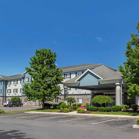 Comfort Inn & Suites East Greenbush - Albany Buitenkant foto